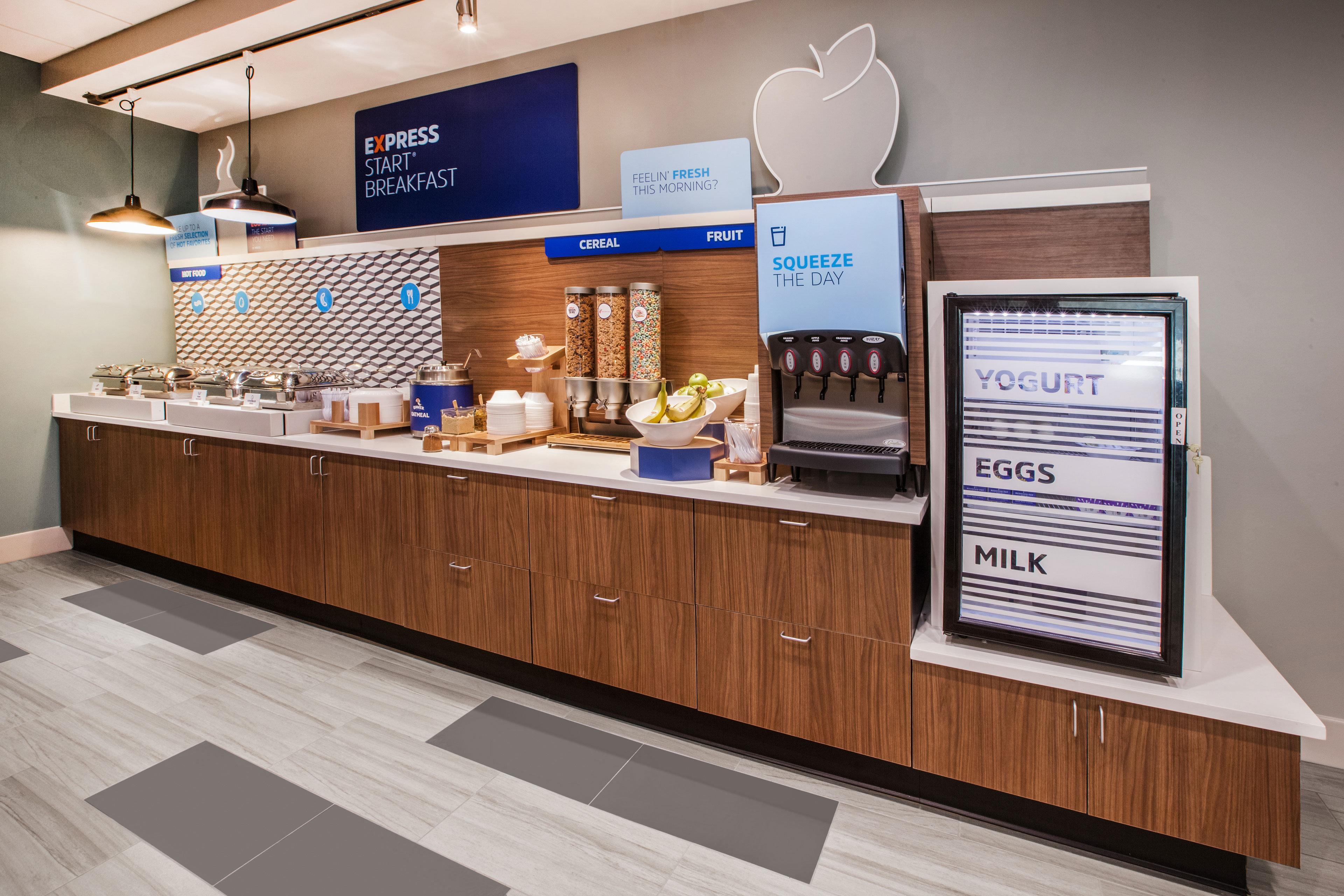 Express & East By Ihg