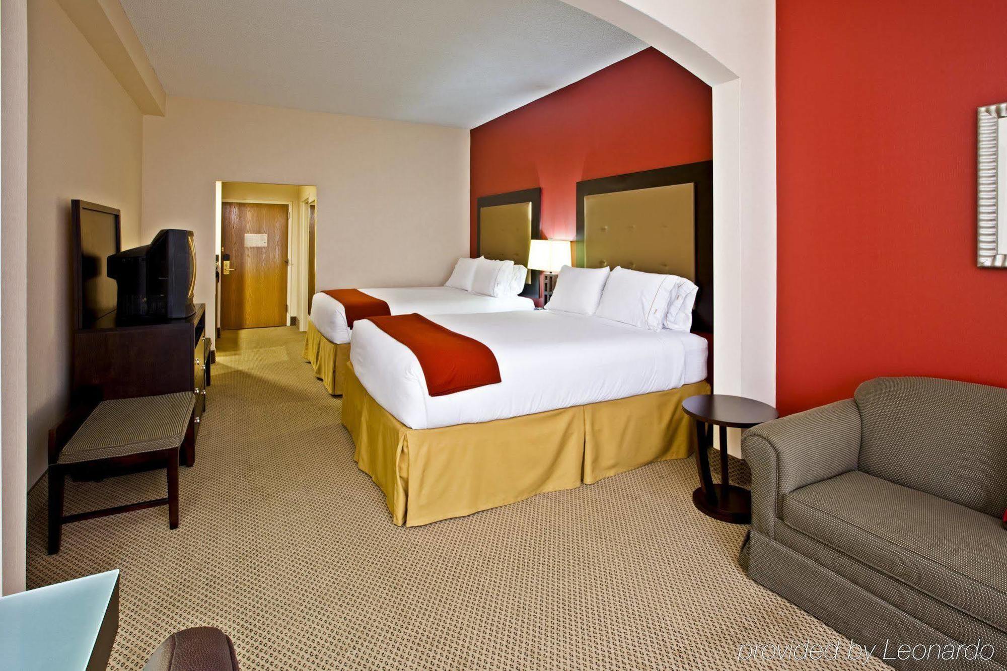 Express & East By Ihg 2* Louisville