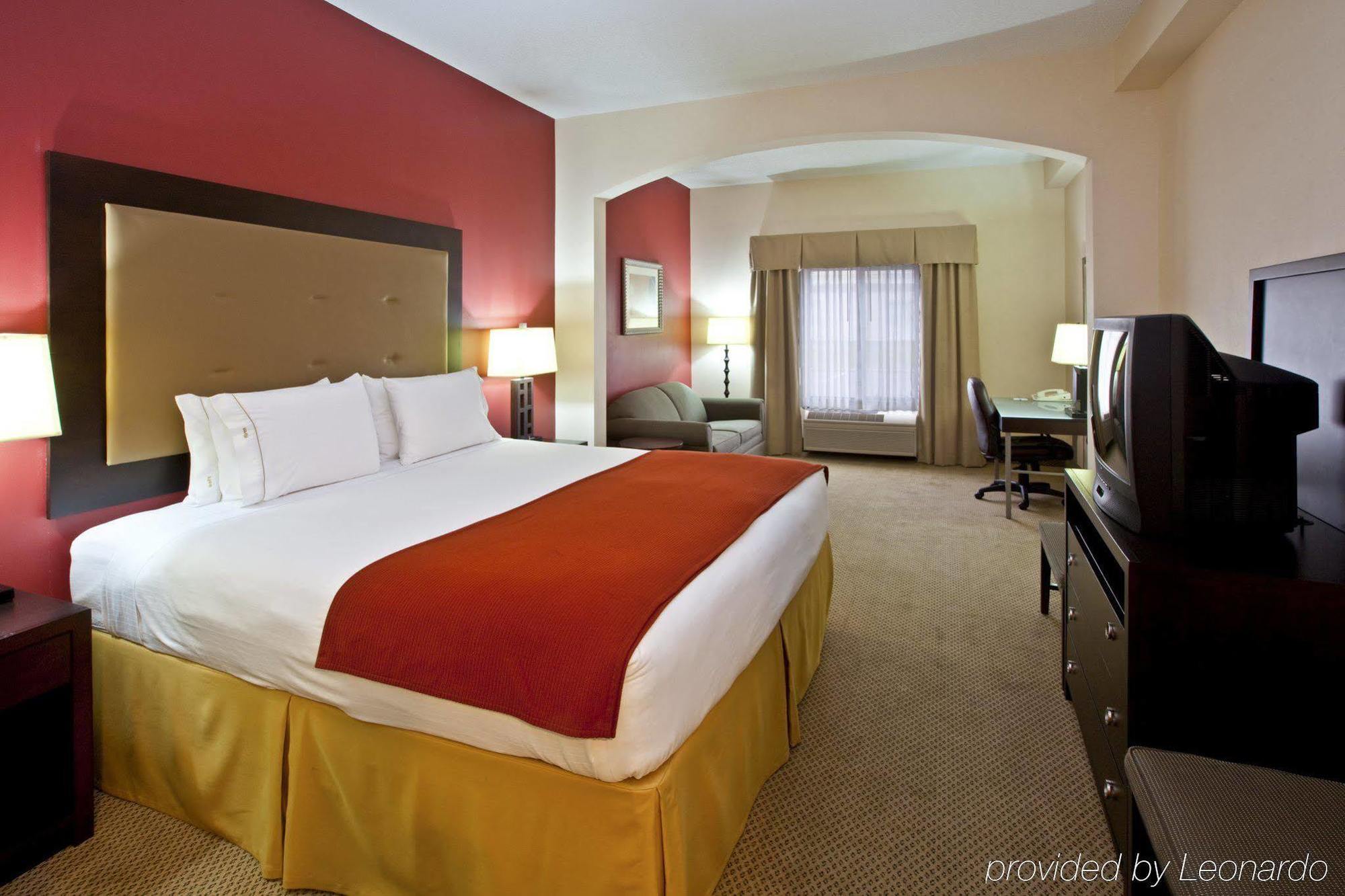 Hotel Express & East By Ihg 2*