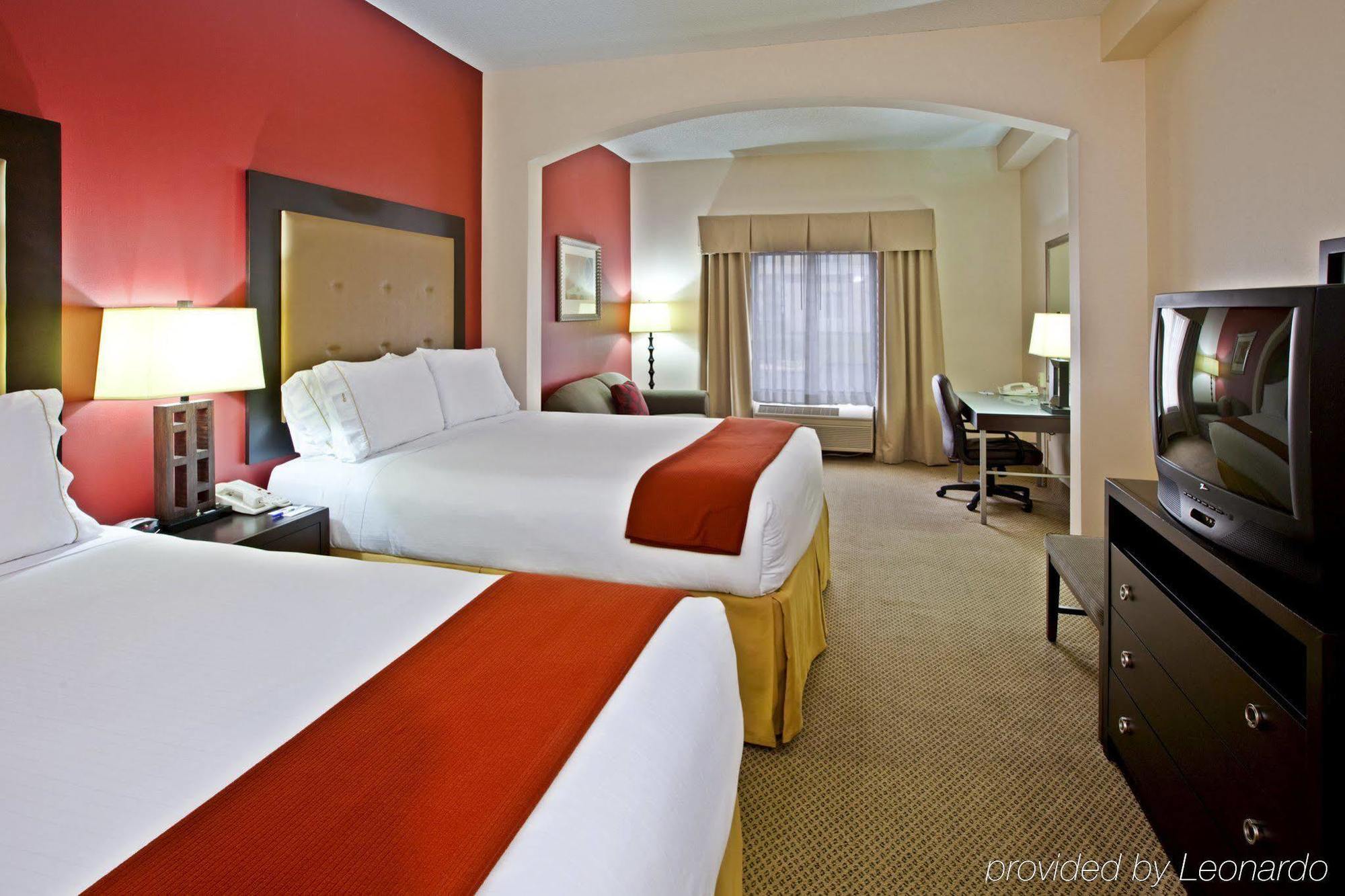 Express & East By Ihg Louisville