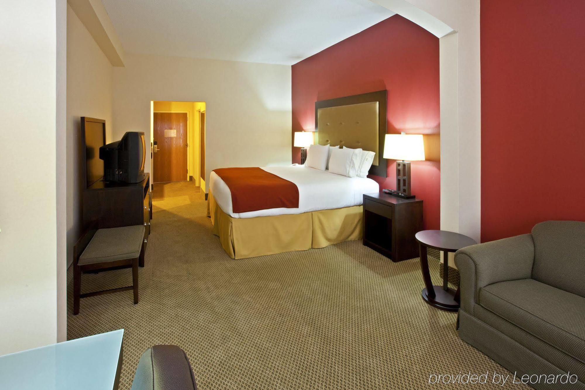 Hotel Express & East By Ihg