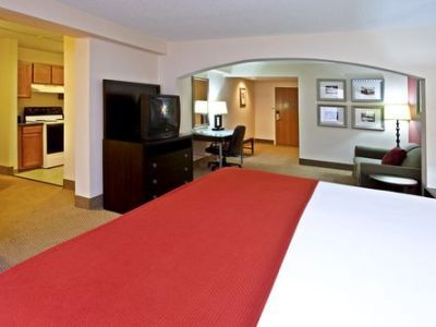 Express & East By Ihg Louisville